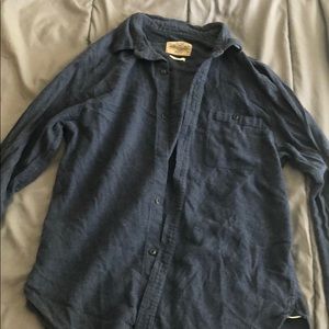 Men’s long sleeve button up